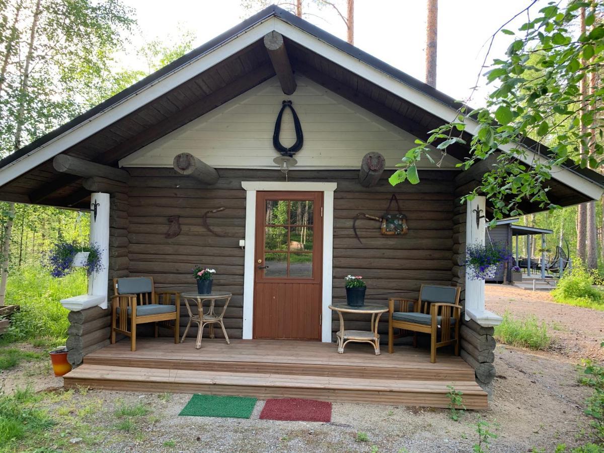 Upea Hiekkaranta Moekki Villa Ahtari Exterior photo